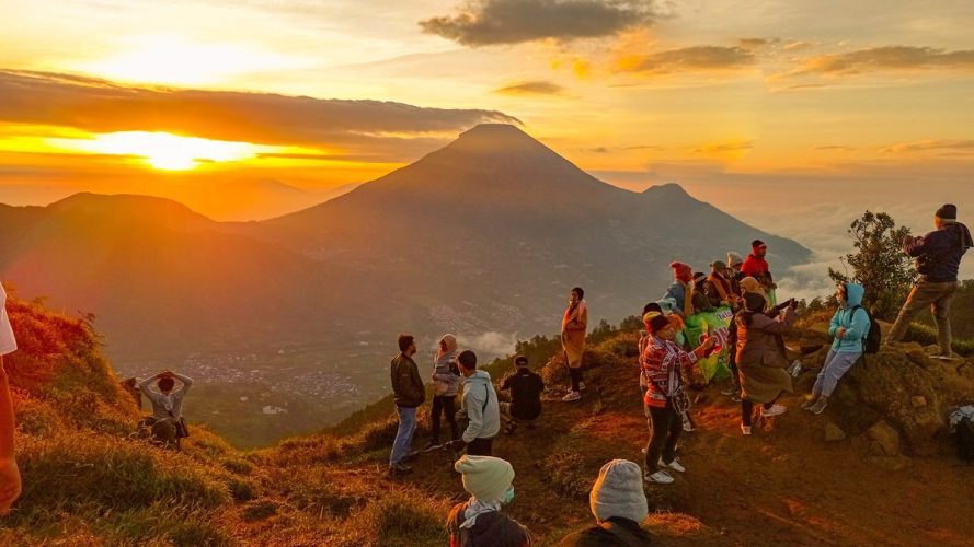 Paket Corporate Tour Dieng Pranala